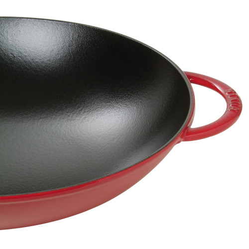 Staub - wok żeliwny z pokrywką 37 cm, czerwony