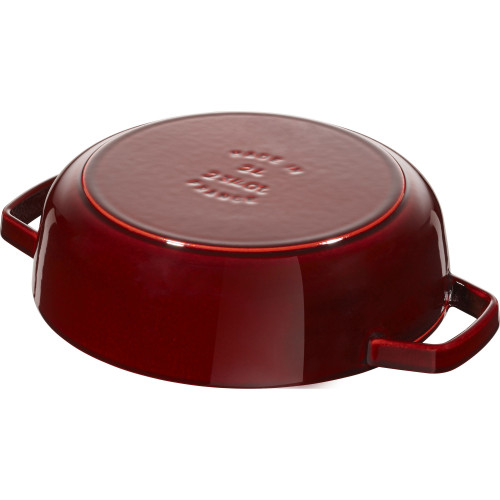 Staub - żeliwna patelnia do duszenia z pokrywką 24 cm, grenadynowy