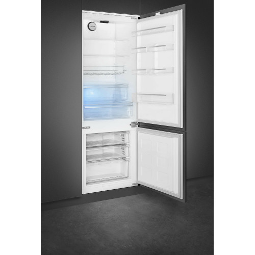 Smeg Chłodziarko-zamrażarka C875TNE