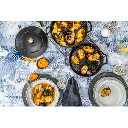 Staub - Zestaw 3 naczyń żeliwnych z pokrywką Staub - 24 cm, Czarny