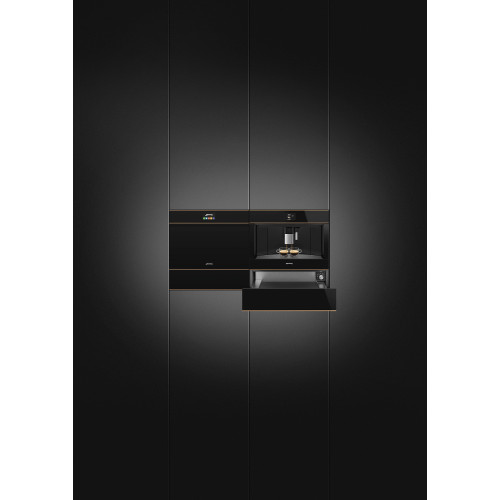 Smeg Ekspres do kawy, DSN CMS4604NR
