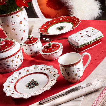 Villeroy & Boch - Toy's Delight - Kubek do kawy ze świątecznymi motywami 340ml